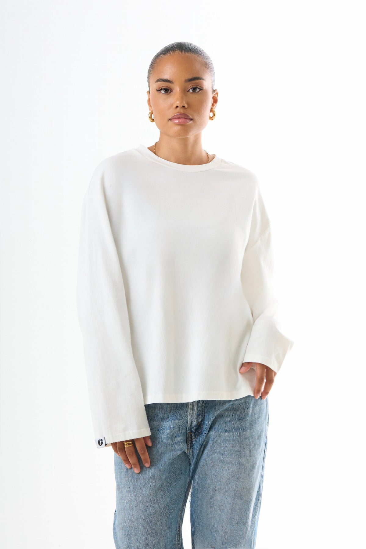 Fitted Long-Sleeved – White