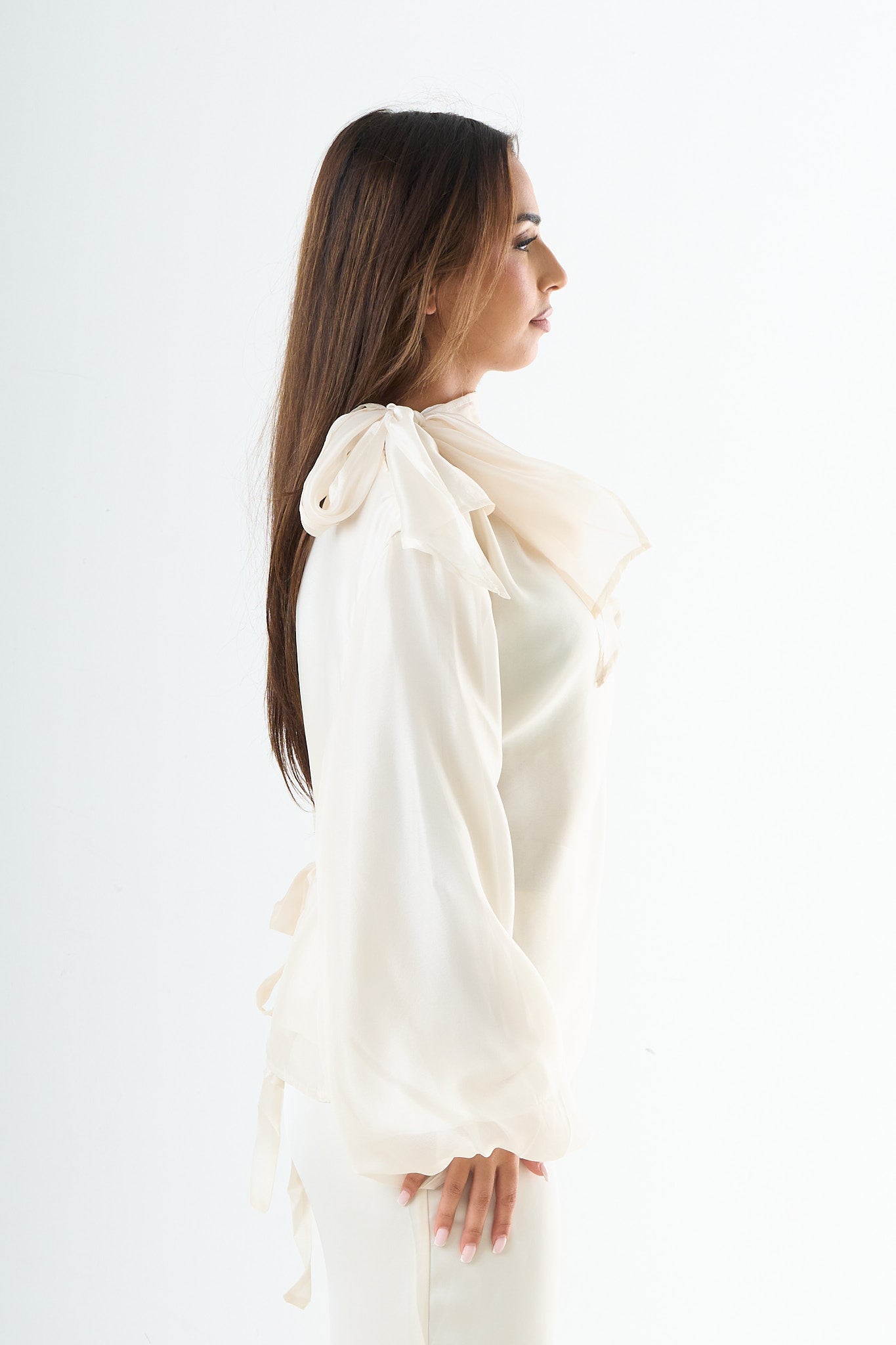 Glossy tie-back blouse - Cream