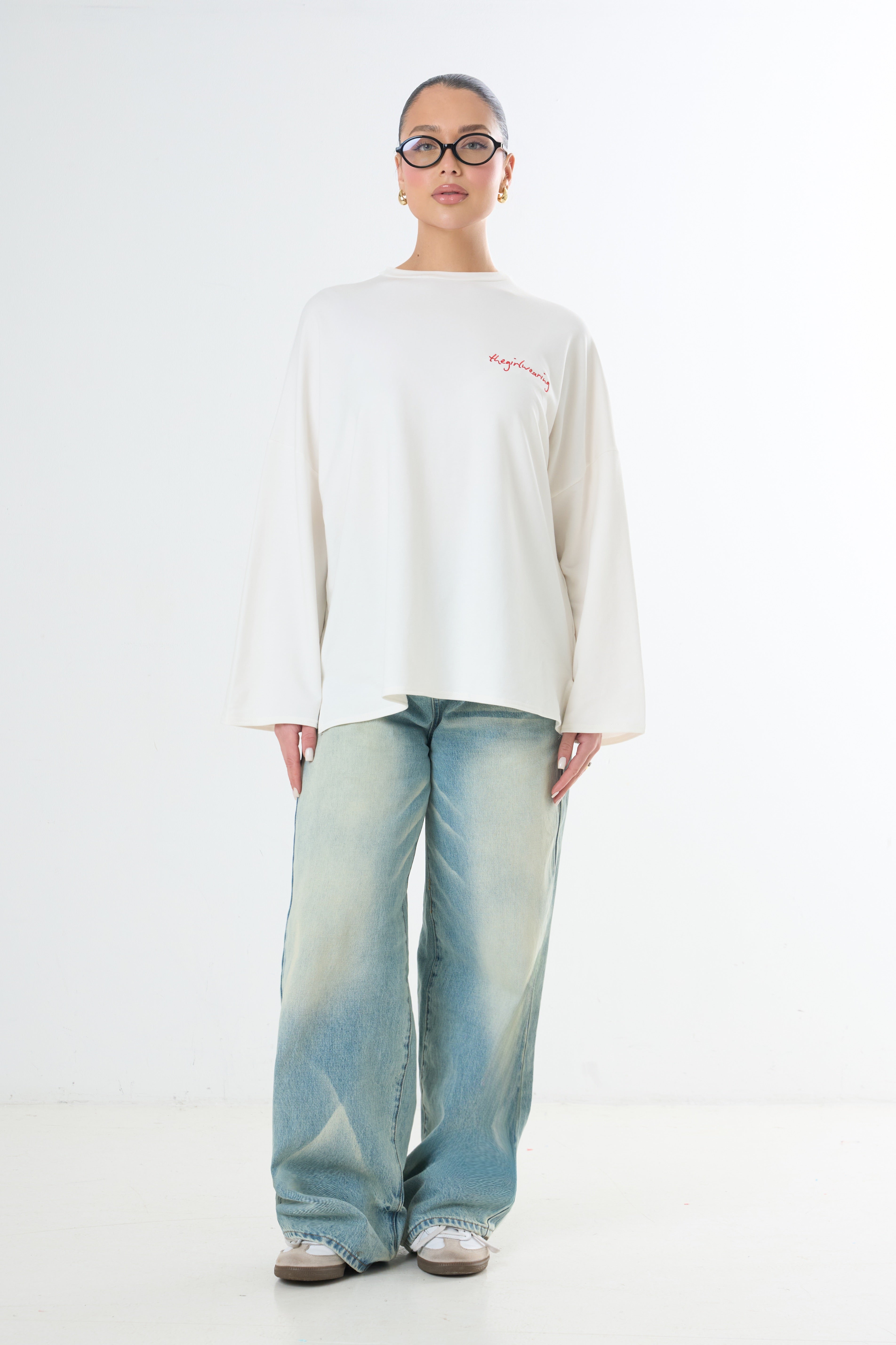Oversized Long-sleeved T-shirt - Embroidered red