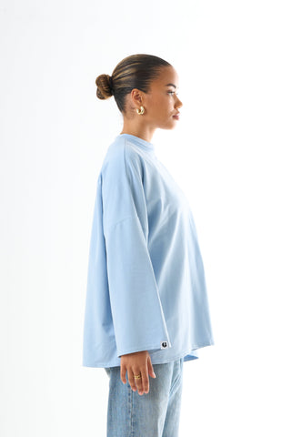 Oversized Long-sleeved T-shirt - Light Blue