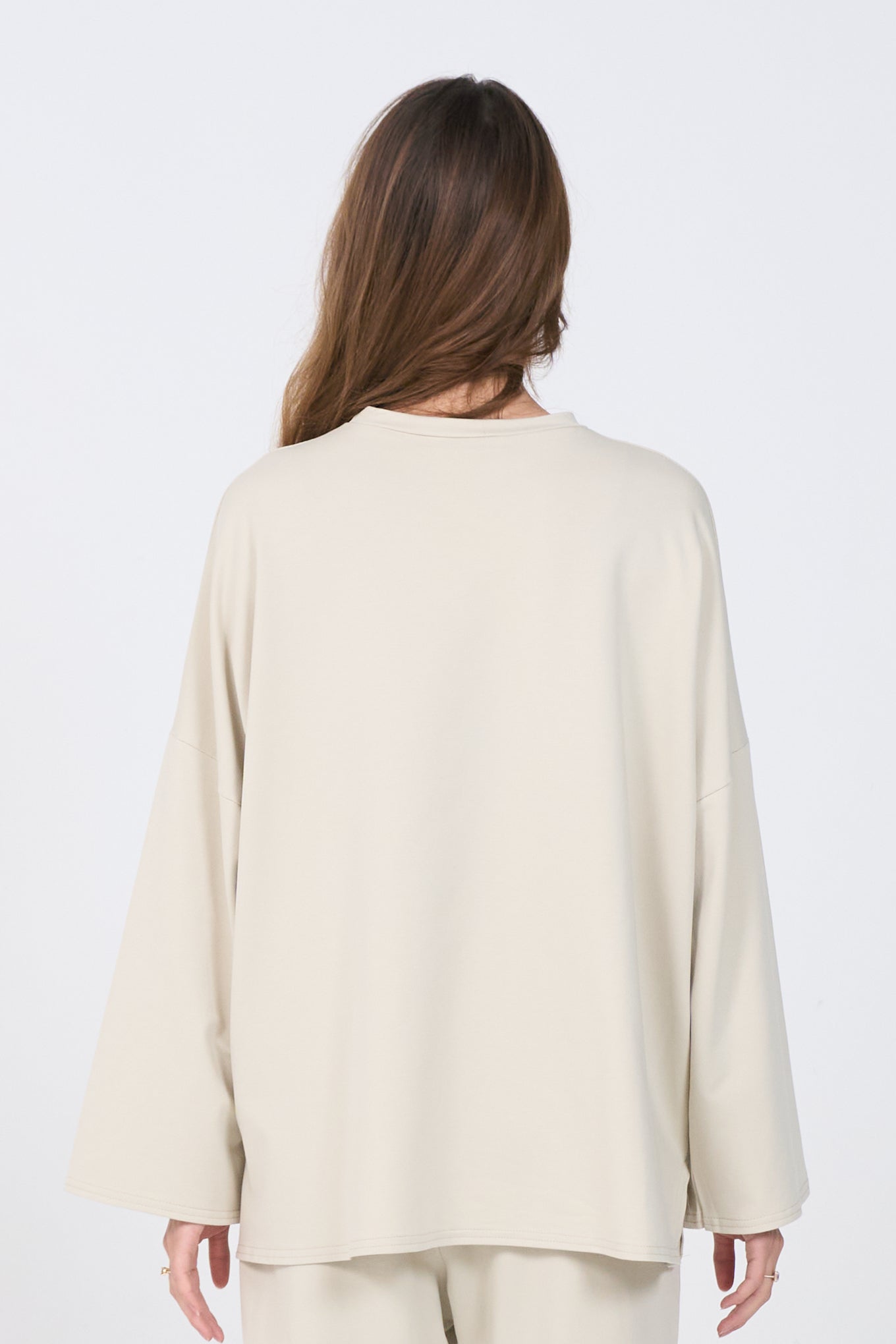 Oversized Long-sleeved T-shirt - Beige