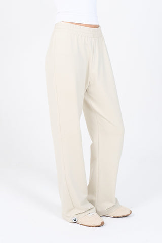 Relaxed Wide-Leg Pants