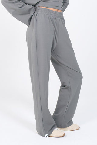 Relaxed Wide-Leg Pants