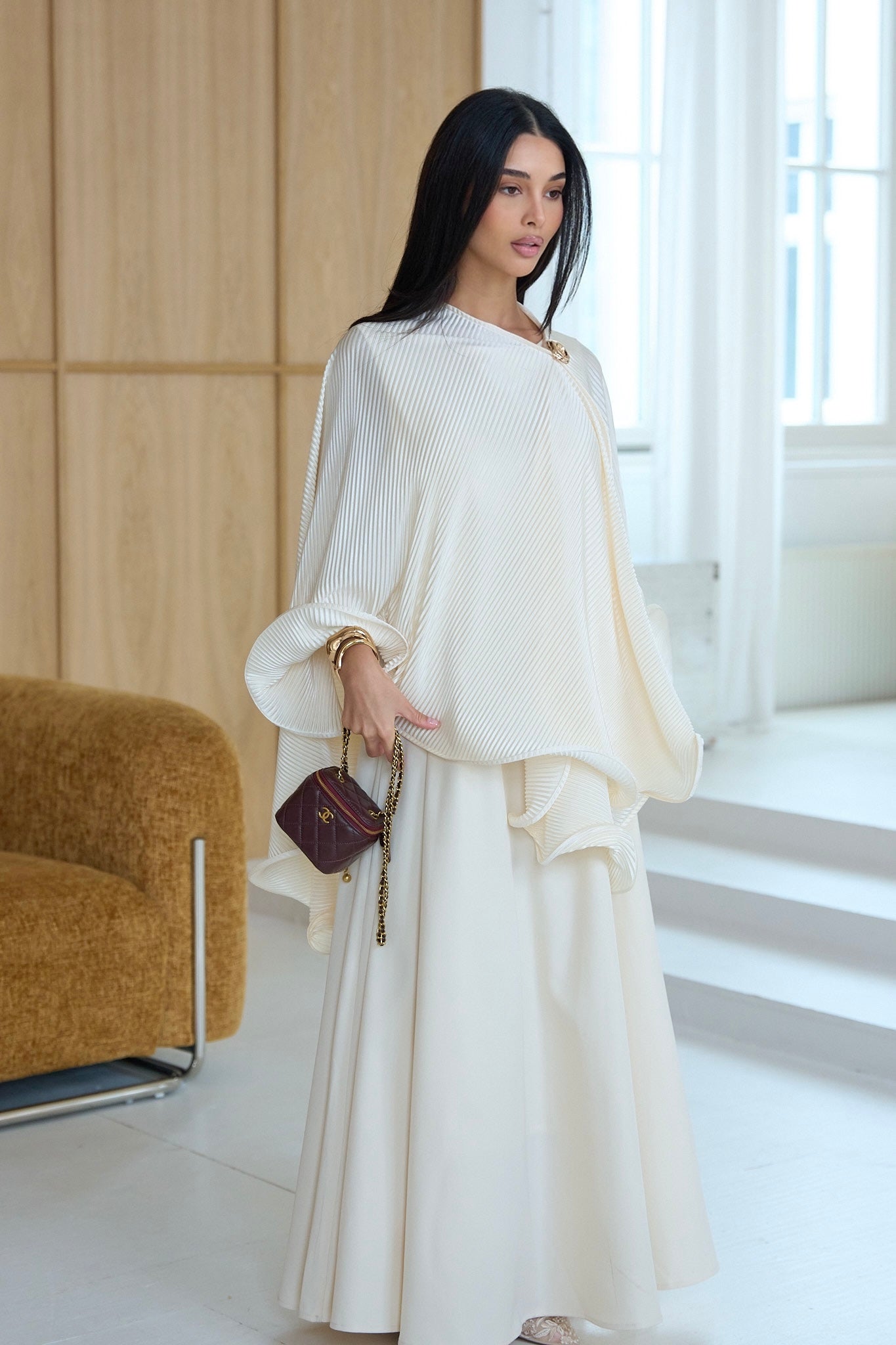 Ruffle poncho - Cream