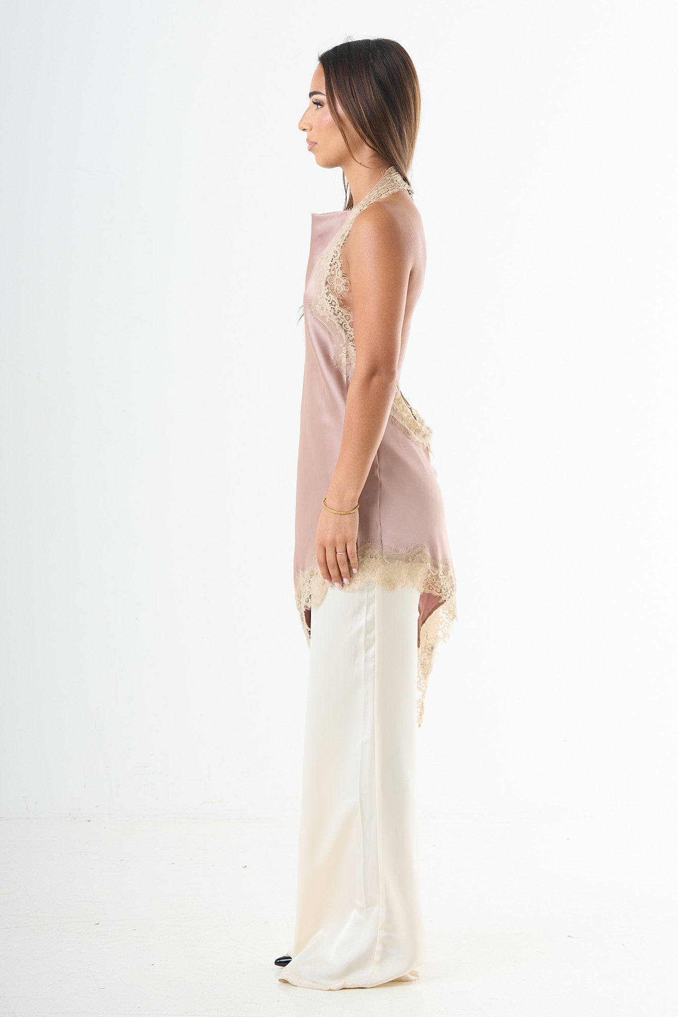The Lace Halter Top - Mocha