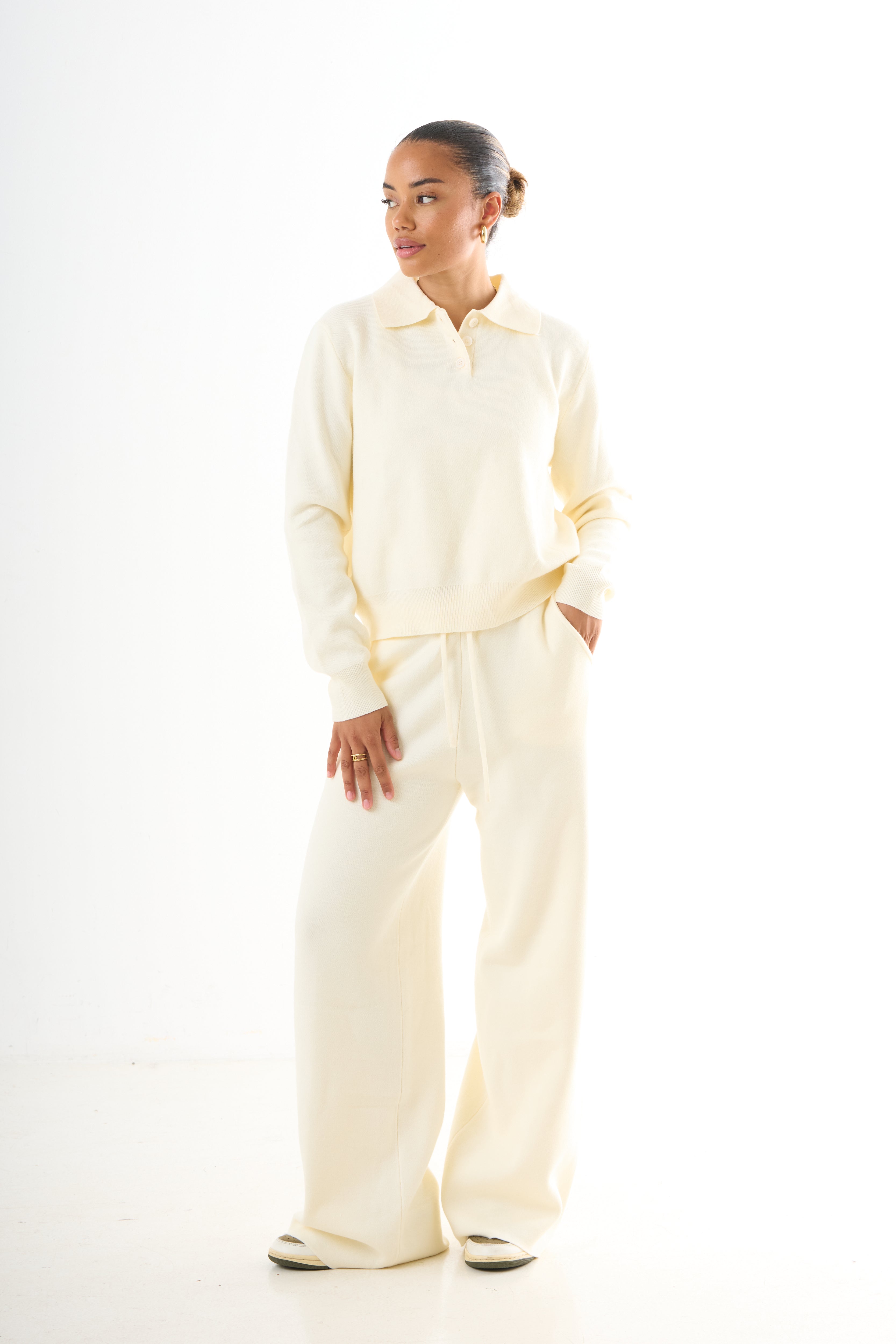 V-neck Knitwear Set - Cream